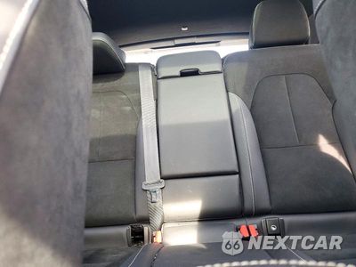 Zdjęcie 10 z 13 samochodu: 2022 VOLVO XC40 T5 R-DESIGN VIN:YV4162UM9N2791083 - miniatura