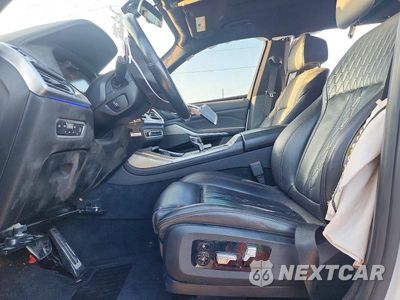 Zdjęcie 7 z 13 samochodu: 2022 BMW X7 M50I VIN:5UXCX6C07N9K19627 - miniatura