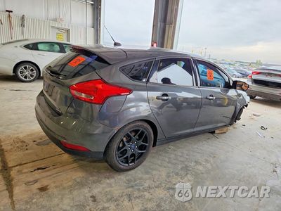 Trzecie zdjęcie samochodu z tyłu: 2016 FORD FOCUS SE VIN:1FADP3K22GL347423 - miniatura