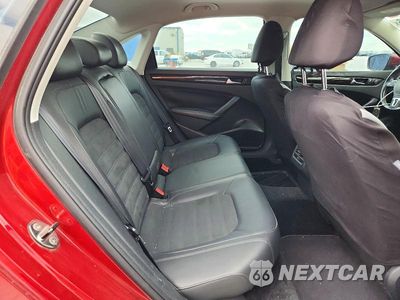 Zdjęcie 10 z 12 samochodu: 2015 VOLKSWAGEN PASSAT SEL VIN:1VWCV7A32FC012929 - miniatura