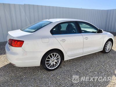 Trzecie zdjęcie samochodu z tyłu: 2013 VOLKSWAGEN JETTA SE VIN:3VWDP7AJ4DM404500 - miniatura