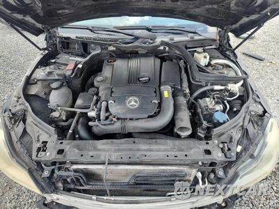 Zdjęcie 11 z 12 samochodu: 2012 MERCEDES-BENZ C 250 VIN:WDDGF4HB4CR231757 - miniatura