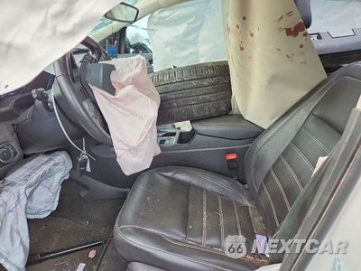Zdjęcie 7 z 13 samochodu: 2019 FORD ESCAPE TITANIUM VIN:1FMCU9J97KUA21227 - miniatura