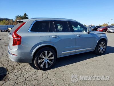 Trzecie zdjęcie samochodu z tyłu: 2024 VOLVO XC90 ULTIMATE VIN:YV4H60CF2R1187344 - miniatura