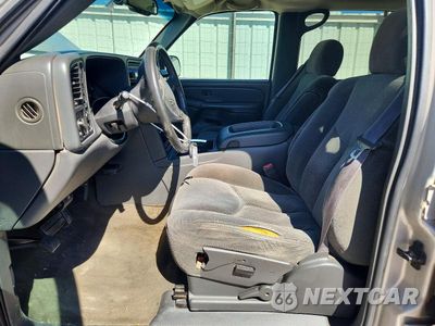 Zdjęcie 7 z 12 samochodu: 2004 CHEVROLET SILVERADO K2500 HEAVY DUTY VIN:1GCHK23104F127167 - miniatura
