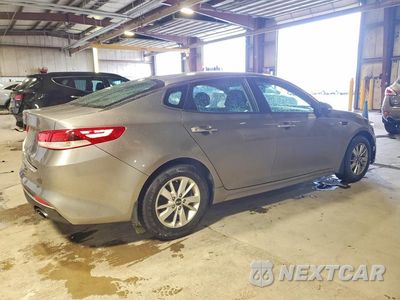 Trzecie zdjęcie samochodu z tyłu: 2016 KIA OPTIMA LX VIN:5XXGT4L3XGG071508 - miniatura