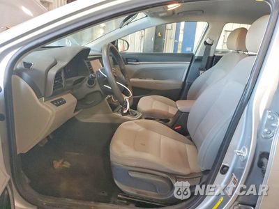 Zdjęcie 7 z 12 samochodu: 2020 HYUNDAI ELANTRA SEL VIN:5NPD84LF2LH633205 - miniatura