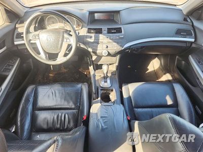 Zdjęcie 8 z 12 samochodu: 2008 HONDA ACCORD EXL VIN:1HGCP36828A061185 - miniatura