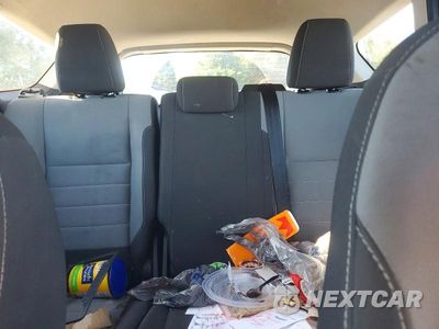 Zdjęcie 10 z 13 samochodu: 2017 FORD ESCAPE S VIN:1FMCU0F77HUD72442 - miniatura