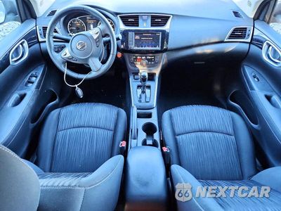 Zdjęcie 8 z 12 samochodu: 2019 NISSAN SENTRA SV VIN:3N1AB7AP4KY239615 - miniatura