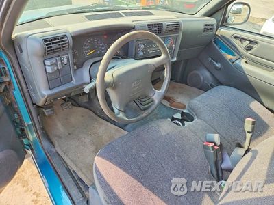 Zdjęcie 8 z 12 samochodu: 1996 CHEVROLET S TRUCK S10 VIN:1GCCS14X4TK157530 - miniatura