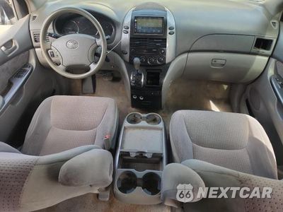 Zdjęcie 8 z 13 samochodu: 2006 TOYOTA SIENNA LE 8 PASSENGER VIN:5TDZA23C16S524639 - miniatura