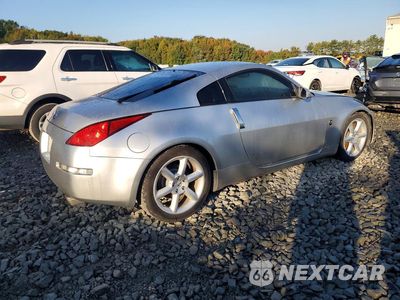 Trzecie zdjęcie samochodu z tyłu: 2003 NISSAN 350Z COUPE VIN:JN1AZ34D03T107175 - miniatura