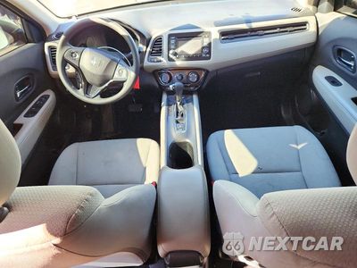 Zdjęcie 8 z 13 samochodu: 2021 HONDA HR-V LX VIN:3CZRU6H37MM722236 - miniatura