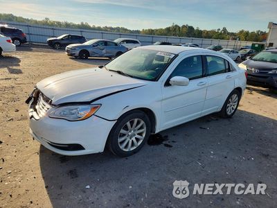 2013 CHRYSLER 200 TOURING 1C3CCBBG8DN731993 - główne zdjęcie licytacji z USA - miniatura