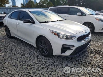 Czwarte zdjęcie samochodu z boku: 2020 KIA FORTE GT LINE VIN:3KPF34AD3LE150089 - miniatura