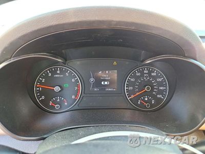 Zdjęcie 9 z 13 samochodu: 2018 KIA OPTIMA LX VIN:5XXGT4L36JG255156 - miniatura