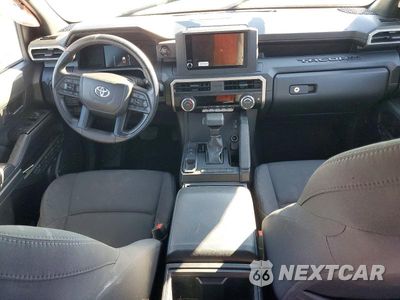 Zdjęcie 8 z 12 samochodu: 2025 TOYOTA TACOMA SR VIN:3TYKD5HN3ST031970 - miniatura