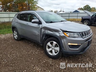 Czwarte zdjęcie samochodu z boku: 2018 JEEP COMPASS LATITUDE VIN:3C4NJDBB3JT155218 - miniatura