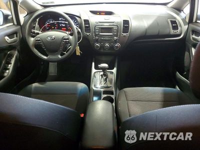 Zdjęcie 8 z 12 samochodu: 2018 KIA FORTE LX VIN:3KPFK4A76JE231713 - miniatura