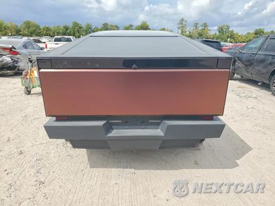 Zdjęcie 6 z 12 samochodu: 2024 TESLA CYBERTRUCK VIN:7G2CEHED5RA054394 - miniatura