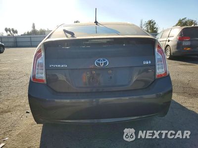Zdjęcie 6 z 13 samochodu: 2012 TOYOTA PRIUS FOUR VIN:JTDKN3DU1C1529982 - miniatura