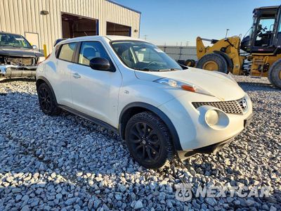Czwarte zdjęcie samochodu z boku: 2013 NISSAN JUKE S VIN:JN8AF5MV6DT215588 - miniatura
