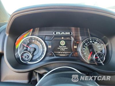 Zdjęcie 9 z 13 samochodu: 2020 RAM 1500 BIG HORN/LONE STAR VIN:1C6SRFFT4LN283875 - miniatura