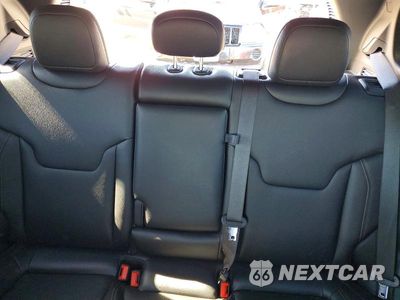 Zdjęcie 10 z 14 samochodu: 2024 JEEP COMPASS LATITUDE LUX VIN:3C4NJDFN4RT580527 - miniatura