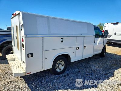 Trzecie zdjęcie samochodu z tyłu: 2017 CHEVROLET EXPRESS G3500 VIN:1GB0GRFG2H1132529 - miniatura