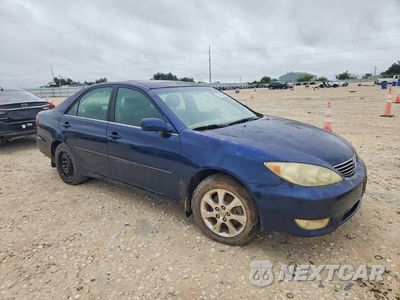 Czwarte zdjęcie samochodu z boku: 2006 TOYOTA CAMRY XLE V6 VIN:4T1BF30K06U112580 - miniatura