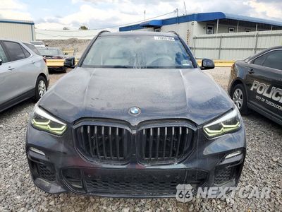 Piąte zdjęcie samochodu w środku: 2020 BMW X5 M50I VIN:5UXJU4C01L9C22284 - miniatura