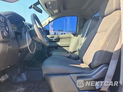 Zdjęcie 7 z 12 samochodu: 2019 CHEVROLET SILVERADO K1500 VIN:3GCNYAEH5KG311571 - miniatura