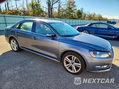 Czwarte zdjęcie samochodu z boku: 2013 VOLKSWAGEN PASSAT SEL VIN:1VWCN7A32DC047953 - miniatura