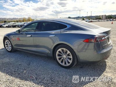 Drugie zdjęcie samochodu z przodu: 2014 TESLA MODEL S VIN:5YJSA1H10EFP43713 - miniatura
