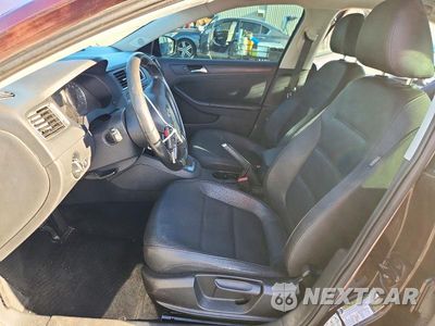Zdjęcie 7 z 12 samochodu: 2012 VOLKSWAGEN JETTA SE VIN:3VWDX7AJ4CM305075 - miniatura