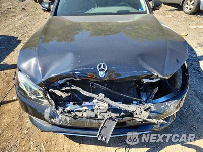 Zdjęcie 11 z 12 samochodu: 2018 MERCEDES-BENZ E 300 4MAT VIN:WDDZF4KB1JA458272 - miniatura