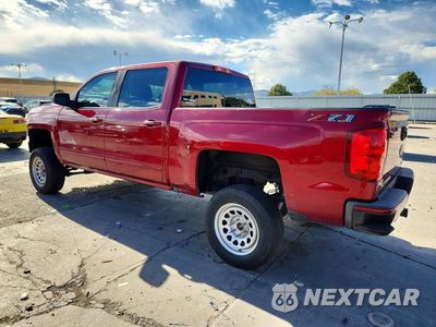 Drugie zdjęcie samochodu z przodu: 2018 CHEVROLET SILVERADO K1500 LT VIN:3GCUKREC9JG319669 - miniatura