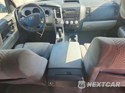 Zdjęcie 8 z 12 samochodu: 2008 TOYOTA TUNDRA SR5 VIN:5TFBT54138X011108 - miniatura