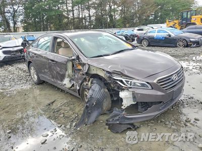 Czwarte zdjęcie samochodu z boku: 2015 HYUNDAI SONATA ECO VIN:5NPE24AA7FH146826 - miniatura