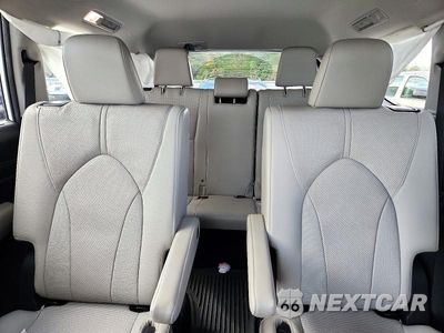 Zdjęcie 10 z 13 samochodu: 2024 TOYOTA GRAND HIGHLANDER LIMITED VIN:5TDAAAB58RS039526 - miniatura