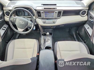 Zdjęcie 8 z 13 samochodu: 2016 TOYOTA RAV4 XLE VIN:JTMRFREV8GD180152 - miniatura