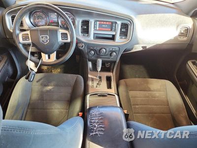 Zdjęcie 8 z 12 samochodu: 2011 DODGE CHARGER VIN:2B3CL3CGXBH566844 - miniatura