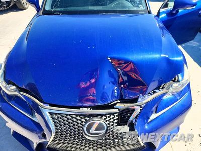 Zdjęcie 11 z 12 samochodu: 2016 LEXUS IS 200T VIN:JTHBA1D24G5010100 - miniatura