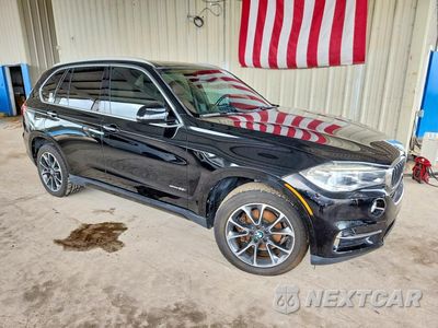Czwarte zdjęcie samochodu z boku: 2017 BMW X5 SDRIVE35I VIN:5UXKR2C5XH0U20229 - miniatura
