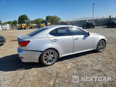 Trzecie zdjęcie samochodu z tyłu: 2006 LEXUS IS 350 VIN:JTHBE262362005638 - miniatura