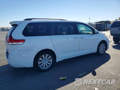Trzecie zdjęcie samochodu z tyłu: 2011 TOYOTA SIENNA XLE 7-PASSENGER VIN:5TDDK3DC9BS001780 - miniatura