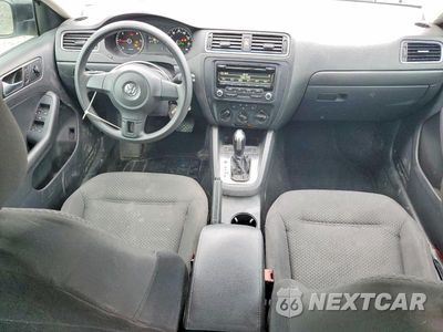 Zdjęcie 8 z 12 samochodu: 2014 VOLKSWAGEN JETTA VIN:3VWLL7AJ7EM330451 - miniatura