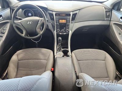 Zdjęcie 8 z 13 samochodu: 2013 HYUNDAI SONATA GLS VIN:5NPEB4AC8DH684045 - miniatura