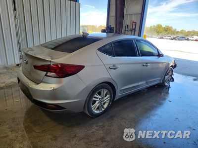 Trzecie zdjęcie samochodu z tyłu: 2020 HYUNDAI ELANTRA SEL VIN:5NPD84LF9LH577859 - miniatura